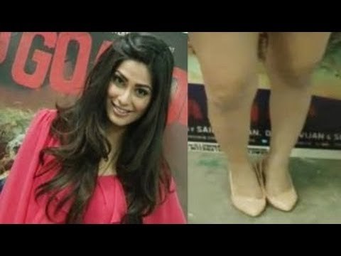 Puja Sexy Thighs & Long Legs IN Black SHORT Chaddi