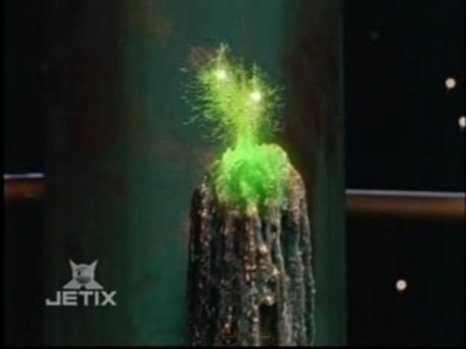 Green Candel Burns