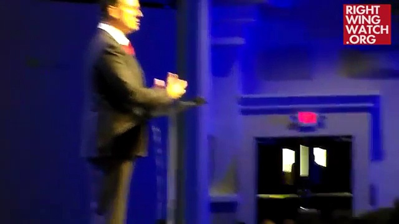 Santorum On Putting Bibles In Public Schools: 'Yes We Can! Yes We Can!'