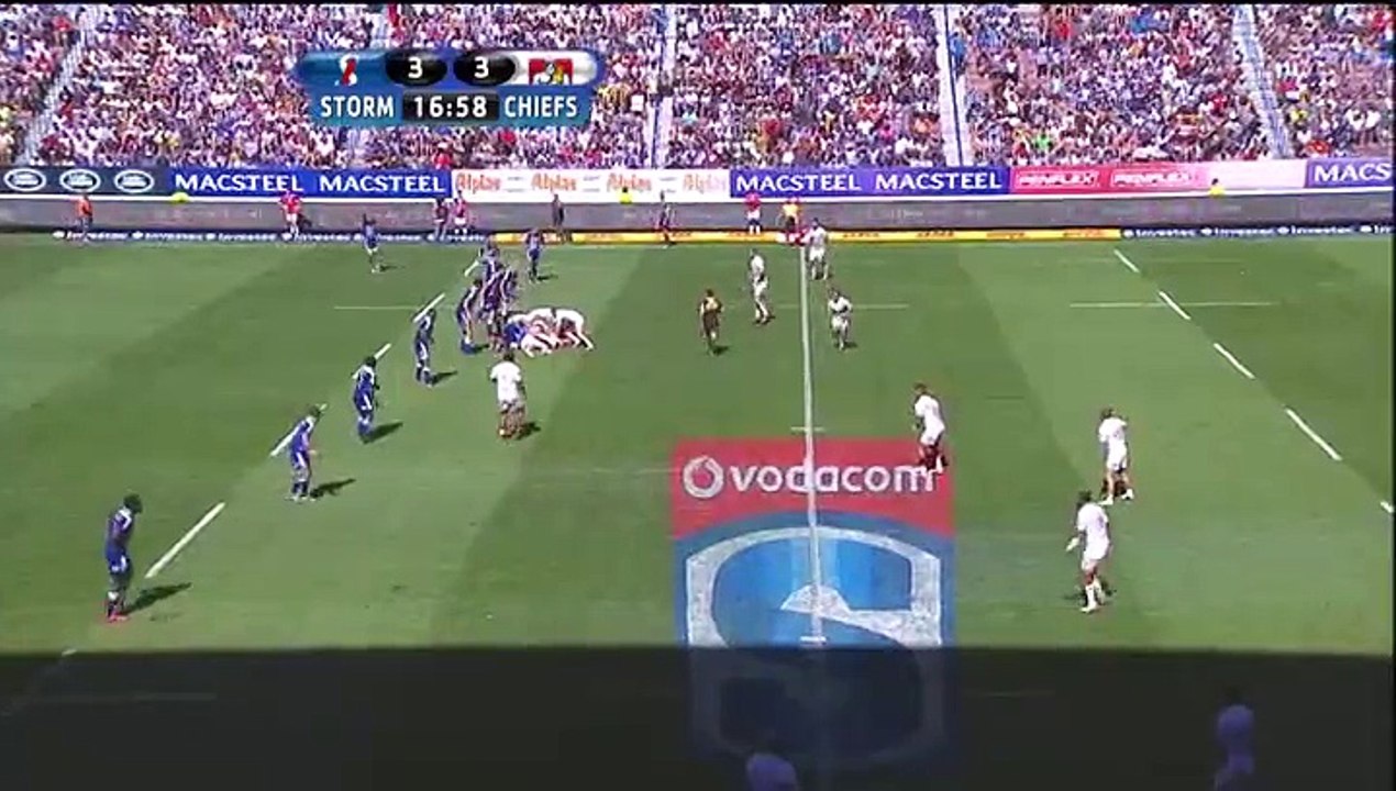 Sonny Bill Williams se prend un bon gros KO après un choc tête contre tête