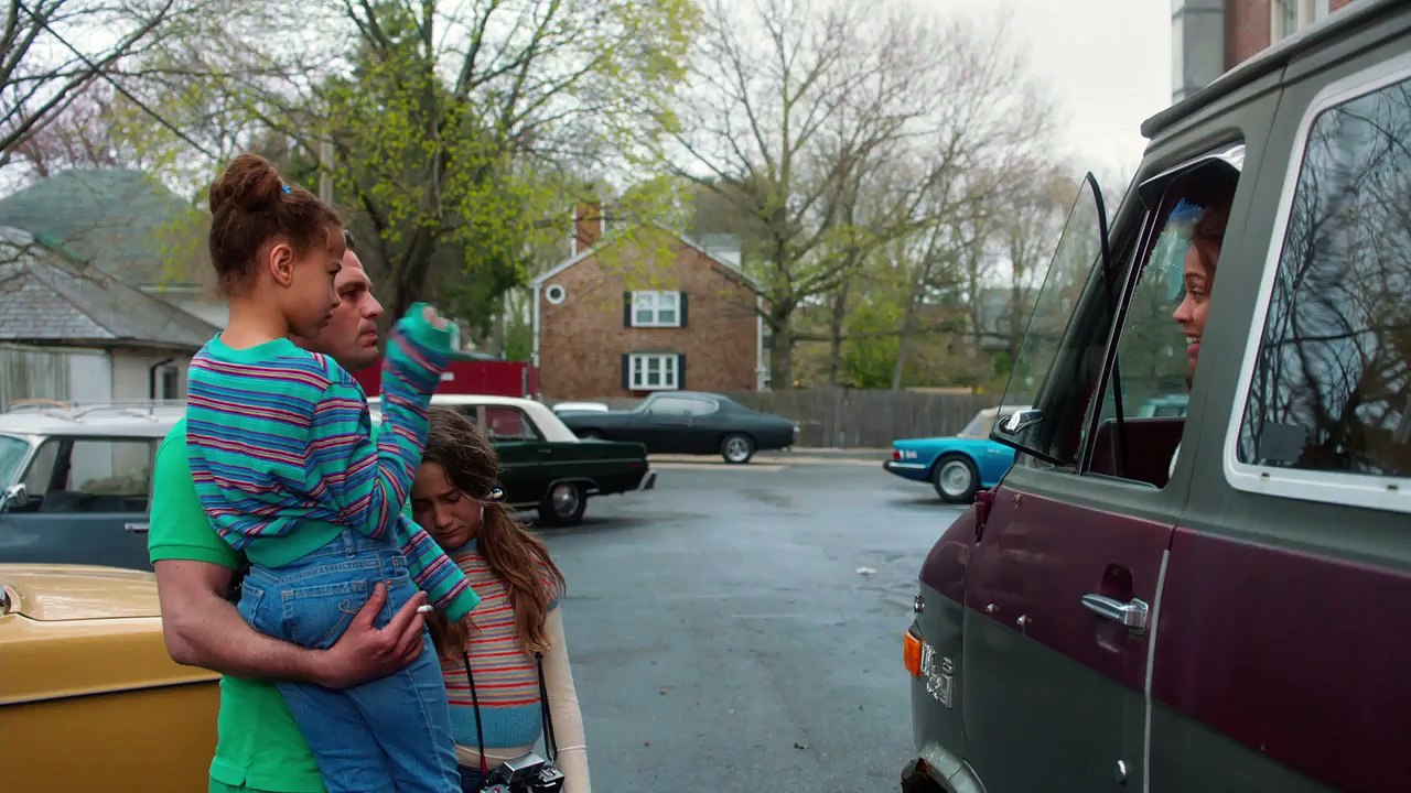 Infinitely Polar Bear - trailer