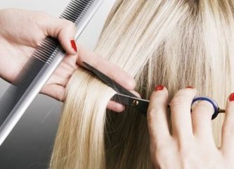 Peluquerías estarían al borde de una crisis por falta de productos