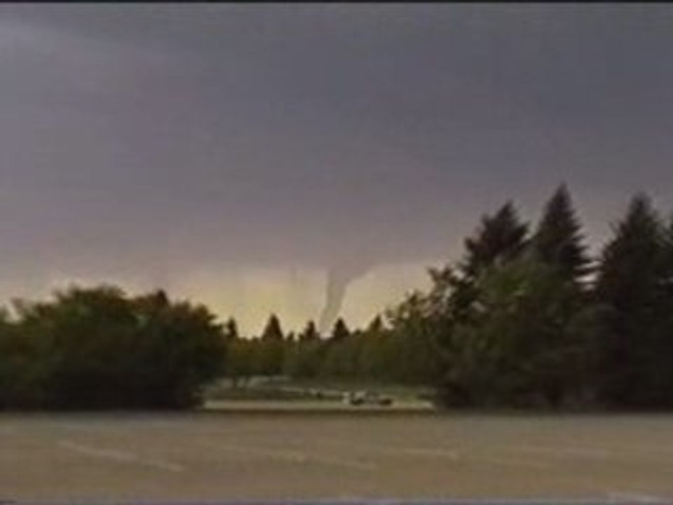 Tornado F2 & Funnel Cloud @ Birds Hill