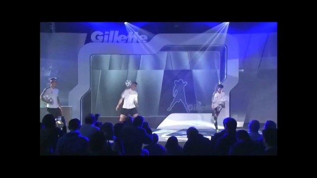 Futbol Freestyle Barcelona Messi Gillette World Event AMAZING SHOW - freestyle football - freestyleworldfootball.com