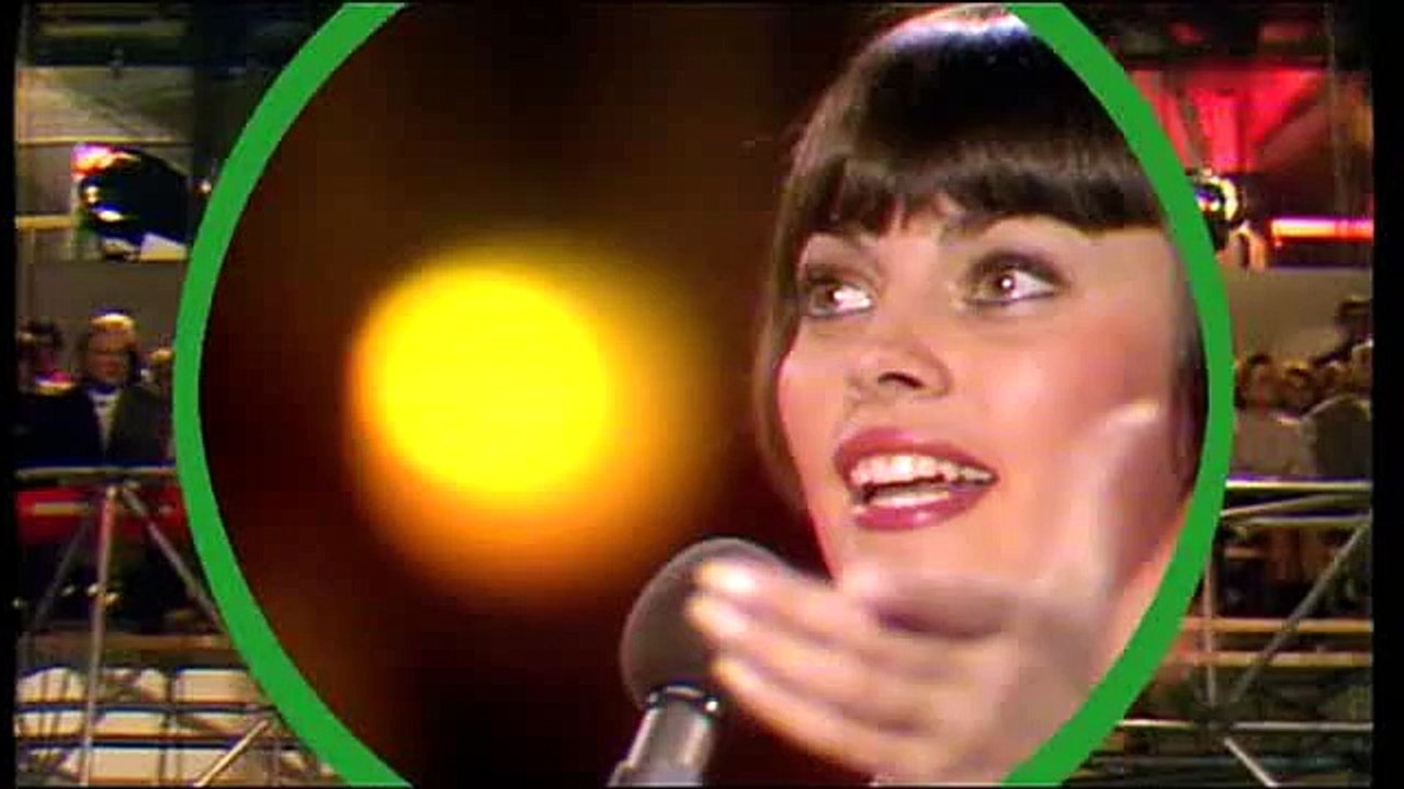 Mireille Mathieu - Hinter den Kulissen von Paris