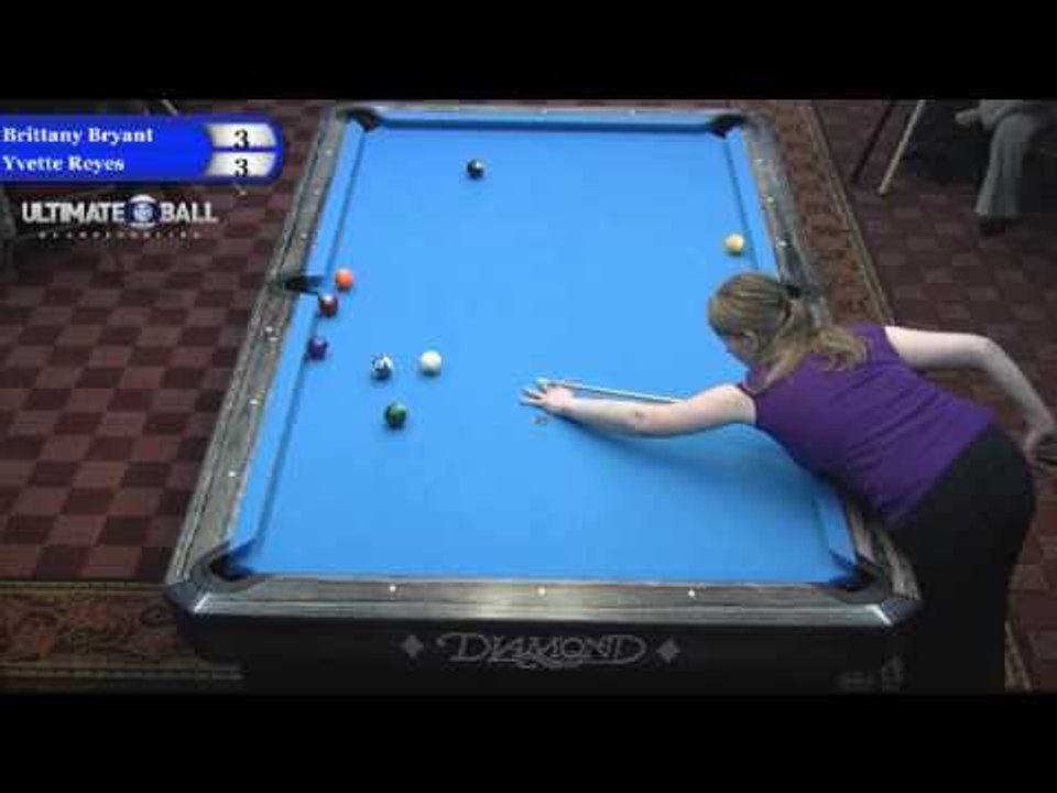 Brittany Bryant vs Yvette Reyes at the Ultimate 10-Ball Championship
