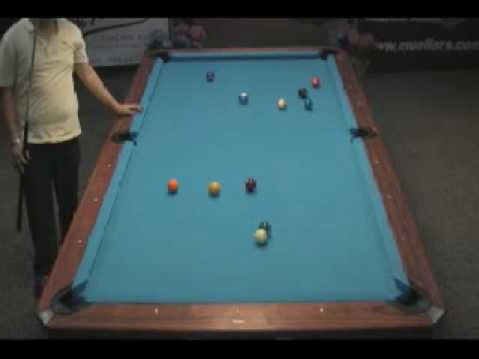 Oscar Dominguez v Marlon Manalo at the Super Billiards Expo