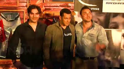 SRK Follows Salman   Shahrukh Khan Contributes In A Social Cause