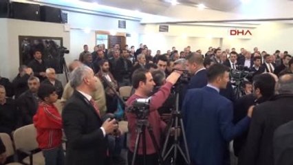 Manisa Büyükşehir Belediye Meclisi Karıştı 1