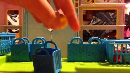 Shopkins SURPRISE Bags Special Edition FROZEN Shopkins