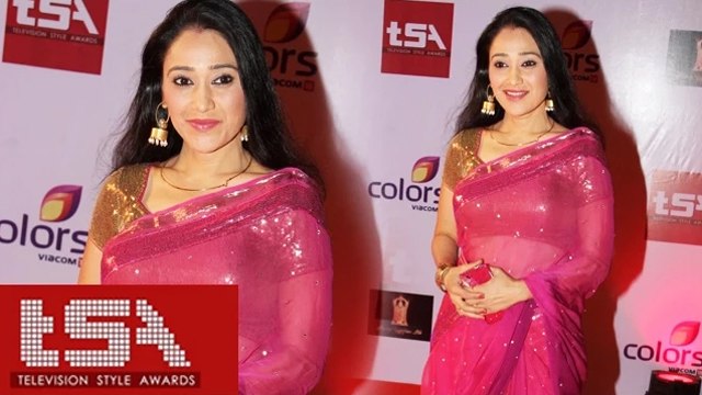 Disha Vakani @ Red Carpet Of Colors Television Style Awards 2015