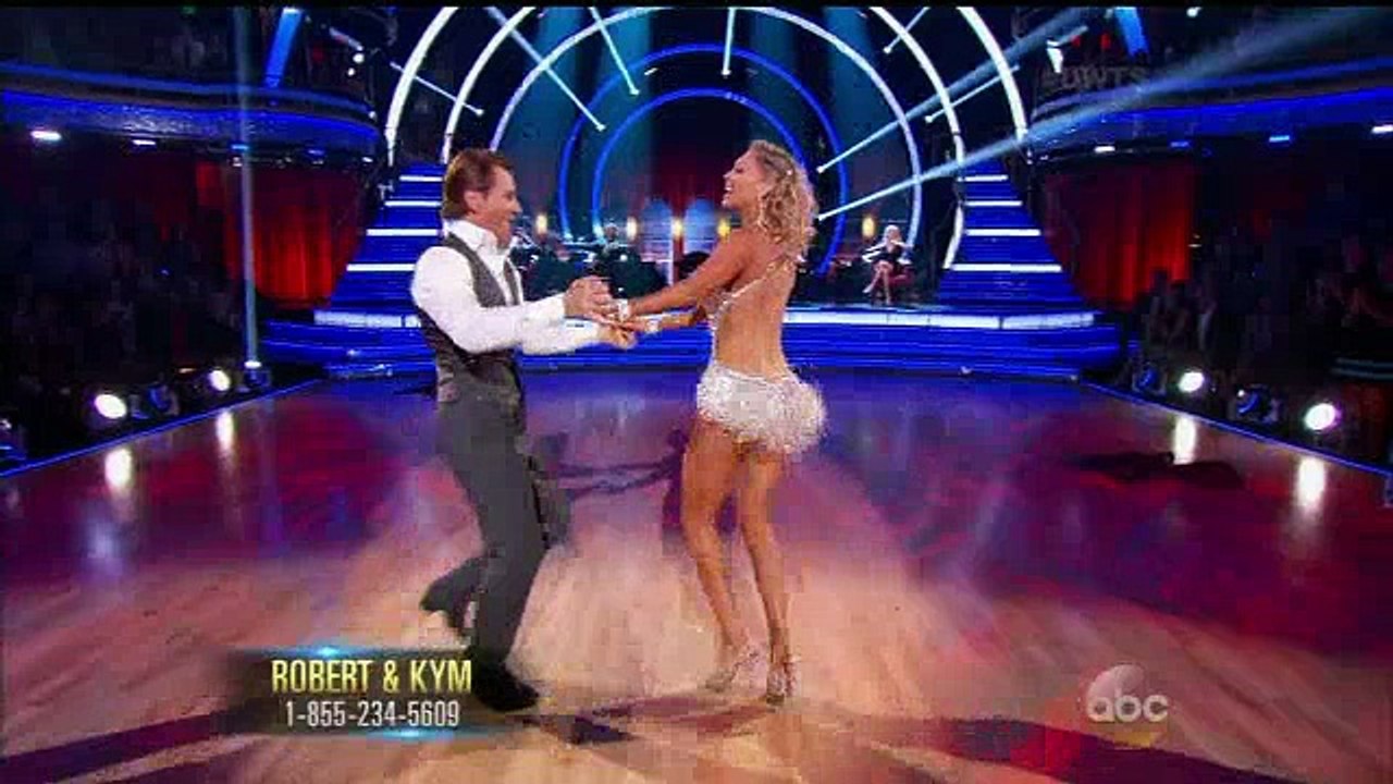 Robert Herjavec & Kym Johnson - Cha Cha