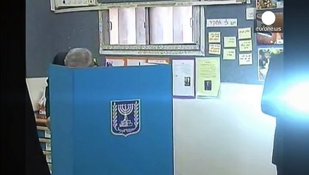 Netanyahu votes as polls open in Israeli election