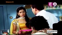 Titu Ke Pyaar Mein Rangi Panchi!! - Tu Mera Hero - 17th March 2015