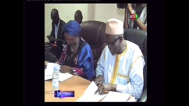 protocole d'accord signé entre le gouvernement et syndicats des enseignants