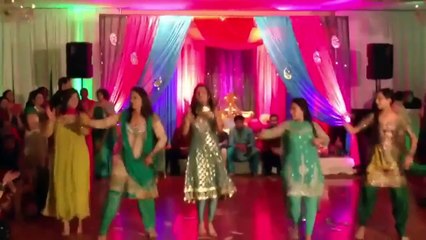 Indian Wedding Dance -Chota Dewra Bhabhi Nal Lariya e Oye
