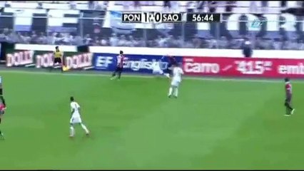 Sen misin kadın hakeme itiraz eden !