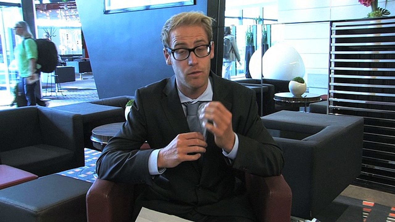 Interview de Neil Beecroft, responsable de la mise en œuvre des questions de développement durable dans les opérations de l'UEFA