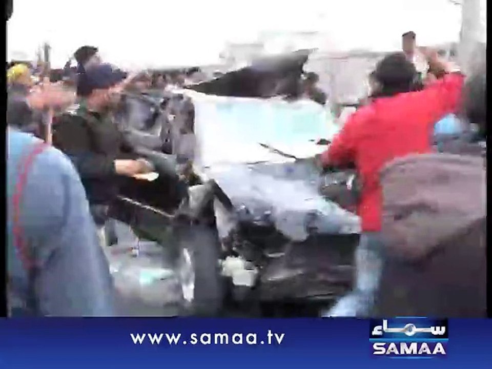 Police constable escapes wrath of protestors