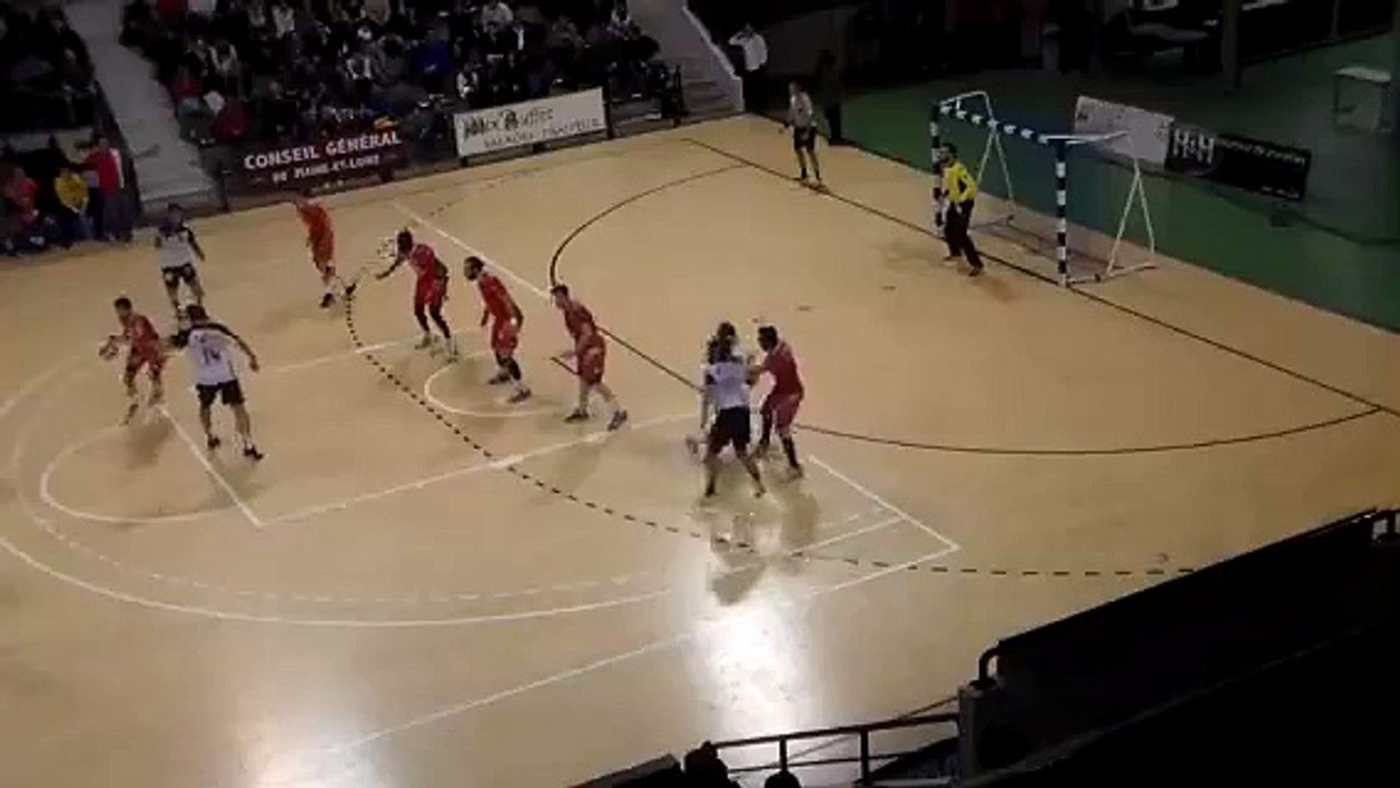 Le nouveau 360° de Sebastian Simonet (US Ivry Handball)