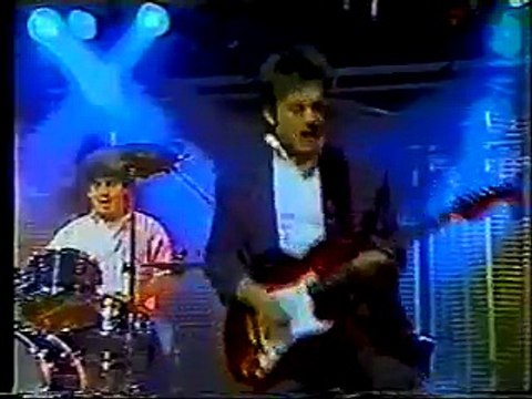 Hombres G - Marta Tiene Un Marcapasos