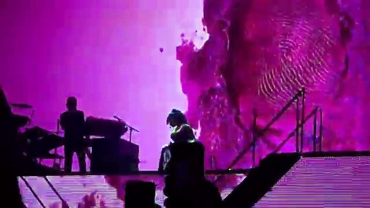 Nicki Minaj - Pink Print Tour OPENING - All Things Go (Stockholm)
