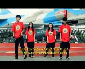 PENADAH CINTA gilang andika @ lagu tarling