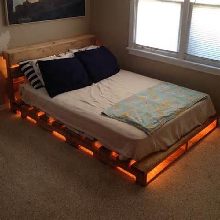 Cool Things Made From Recycled Pallets - Creative Uses for Pallets