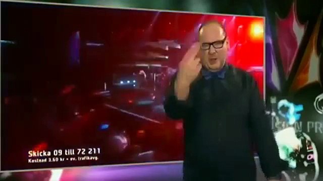 Yarışmacıları gölgede bırakan tercüman