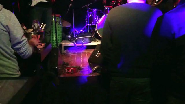 Bertuğ Cemil - Gözyaşı (Suadiye Monc Live)