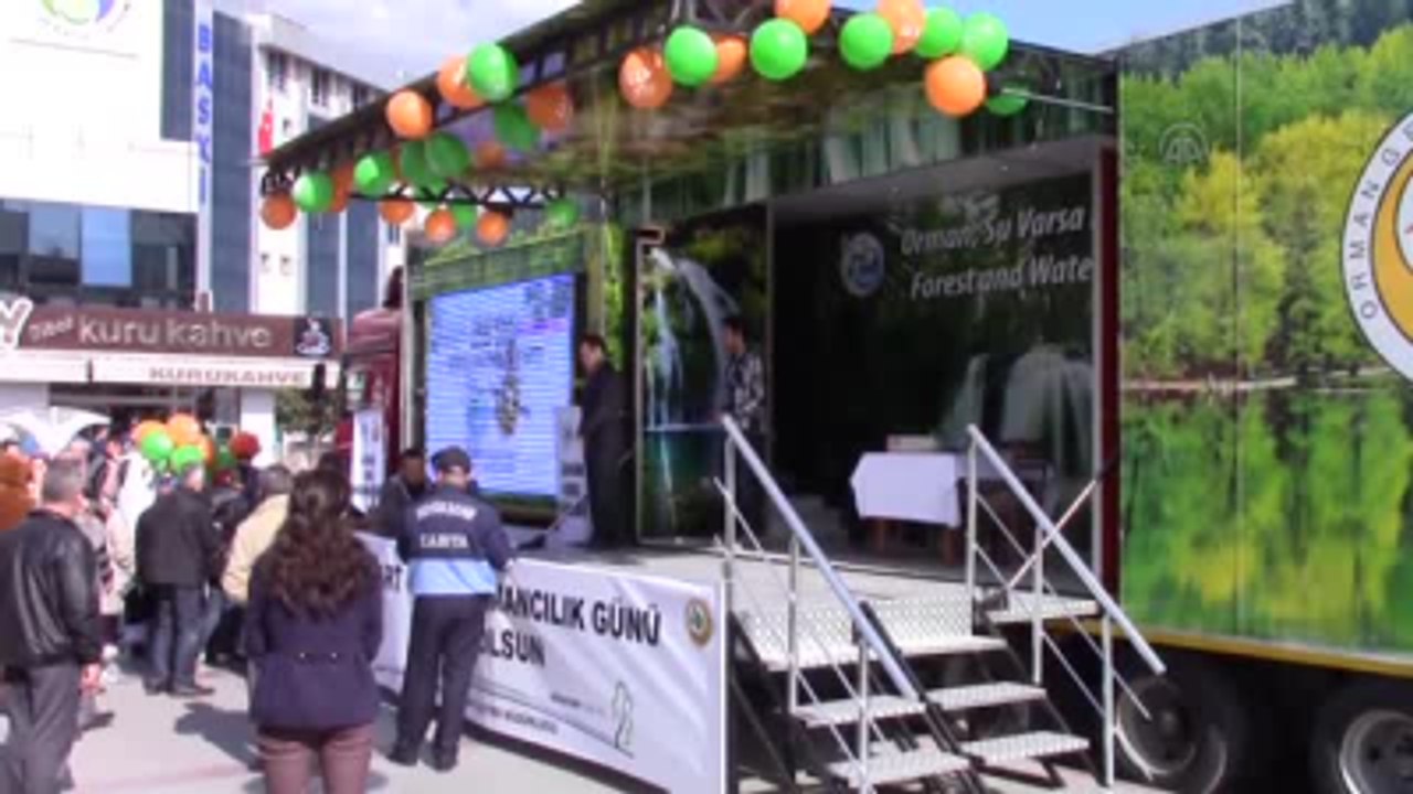 Orman Haftası Kutlamalarında Fidan Dağıtıldı