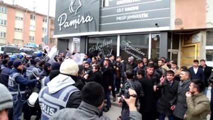 Çözüm Sürecine Sivil Destek" Paneline Protesto