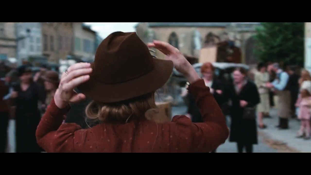 Suite Française (2014) - Extrait #1 "Votre mari est prisonnier de guerre" [VF-HD]