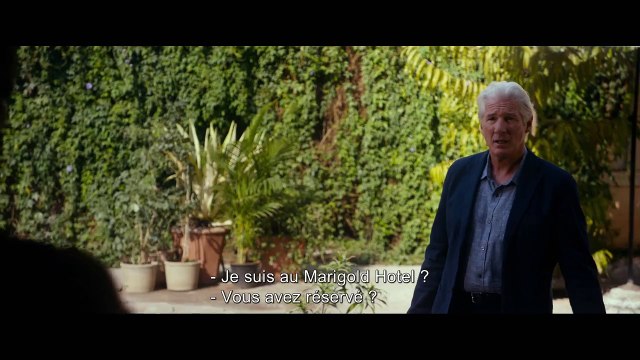 Indian Palace Suite royale - Extrait L'arrivée [VOST|HD] (Judi Dench, Maggie Smith, Richard Gere et Bill Nighy) (Sortie: 1 avril 2015)