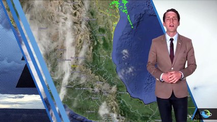 OMG...! Unseasonable rain raises flood risk in Mexico