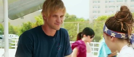 Very Good Girls (2014) - Trailer