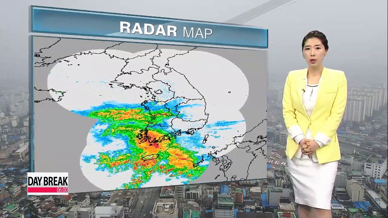 Rainy day, but mild temps continue