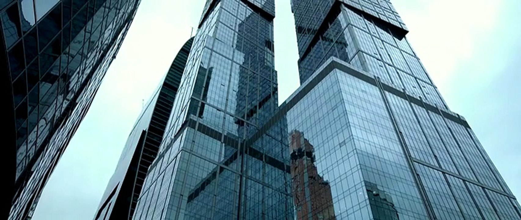 03/18/2015 08:21:28 В хорошем качестве HD 720 Золушка год 2015