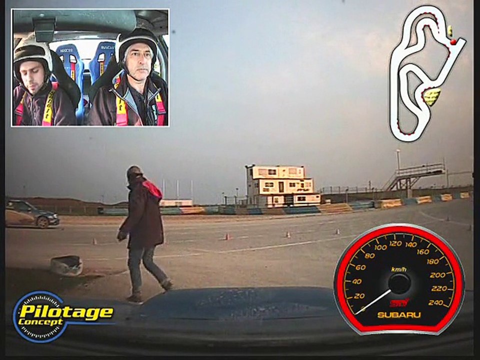 Votre video de stage de pilotage B008140315PICO0018