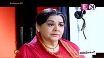 Daadi Ko Mana Rahi Arushi!! - Satrangi Sasural - 18th March 2015