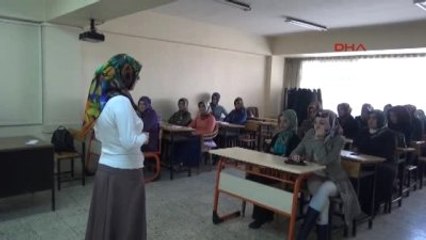 Kadınlar, Çocuk Gelişimi Kurslarına İlgi Gösteriyor