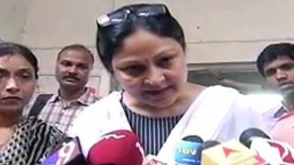 Rati Agnihotri Physically Assaulted By Husband.mp4