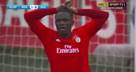La pire Panenka de l'histoire pour Romario Baldé  ?