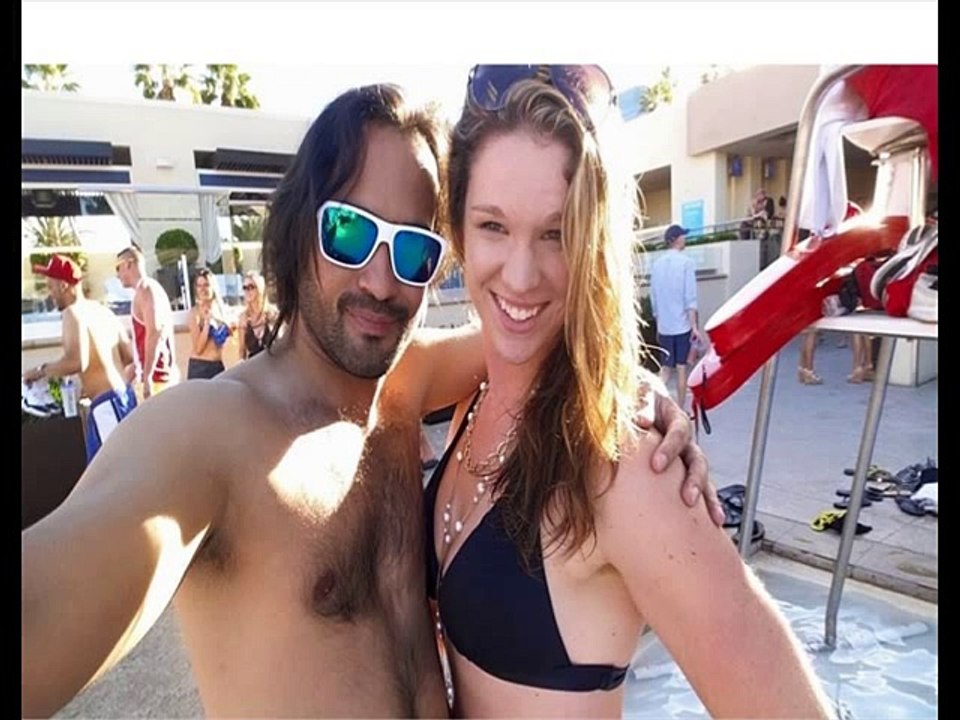 Waqar Zaka Leaked Pool Party Pictures on his Facebook account