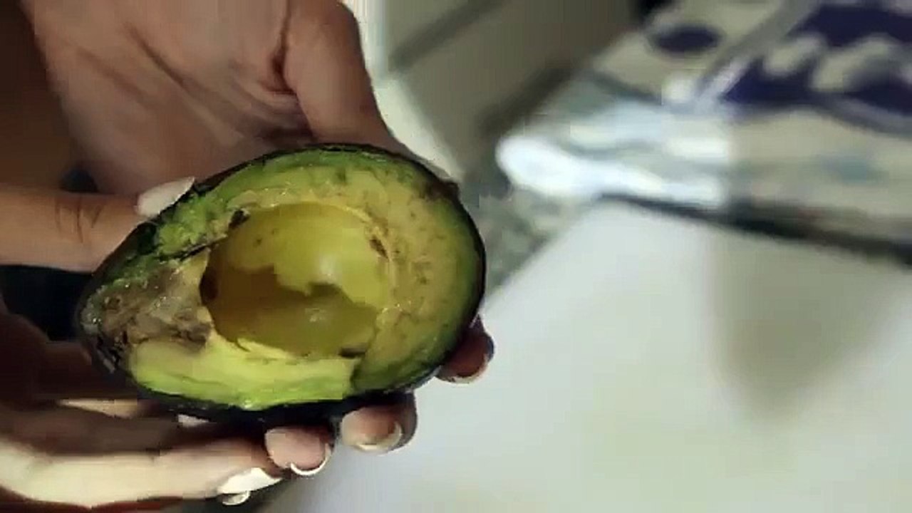 Une Argentine donne des cours de cuisine nue