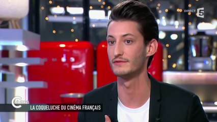 Pierre Niney "ce sont les médias qui ont créé la polémique sur Saint Laurent" - C à vous - 17/03/2015
