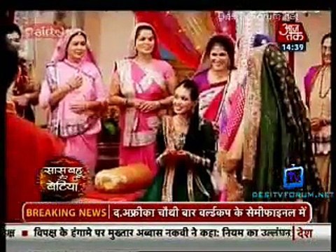 Saas Bahu Aur Betiyan [Aaj Tak] 18th March 2015 Video pt1