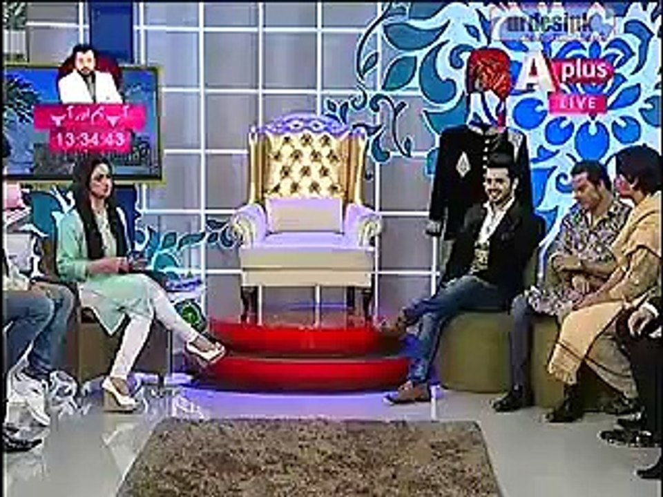 Extremely Vulgar Dance by Laila In Morning Show Of Noor Bukhari - Video