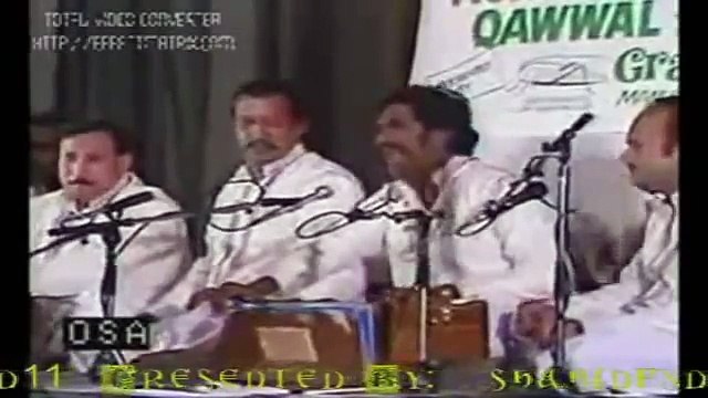BanK Tasveer E Gham Ghazal By Nusrat Fateh Ali Kalam Peer Syed Naseer Uddin -