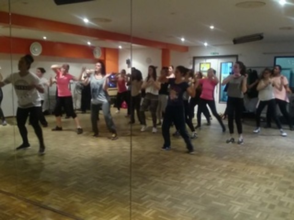 BRUNO MARS-ZUMBA-LYON